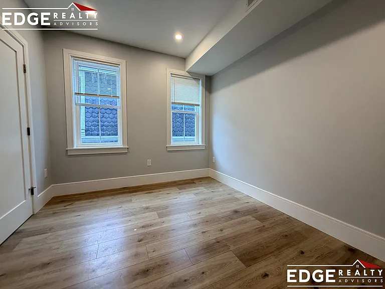 124 Kenrick St #6 — Photo 4