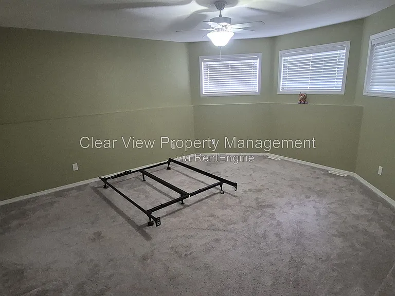 23 Chilcotin Ln W #212 — Photo 7