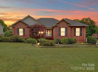 2547 Bill Thompson Rd, Lancaster, SC 29720