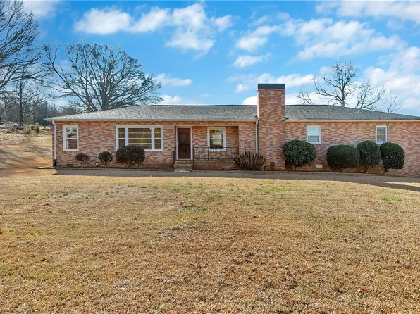 225 Cross Hill Rd, Easley, SC 29640