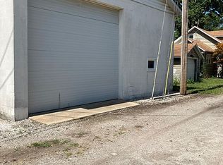 715 E State St, Port Clinton, OH 43452