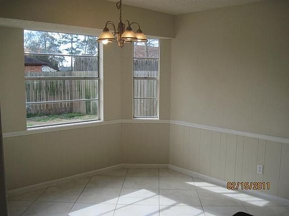5th image of 2207 Summer Oak Ln