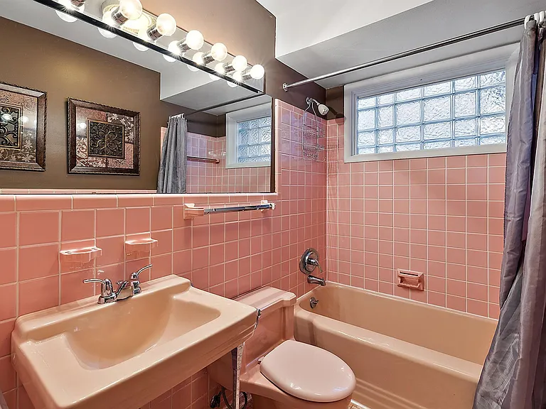 810 Chestnut St — Photo 13
