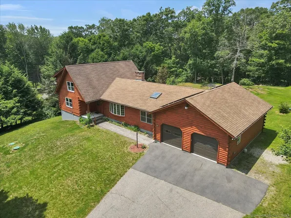 447 Woodland Road, Mansfield, CT 06268