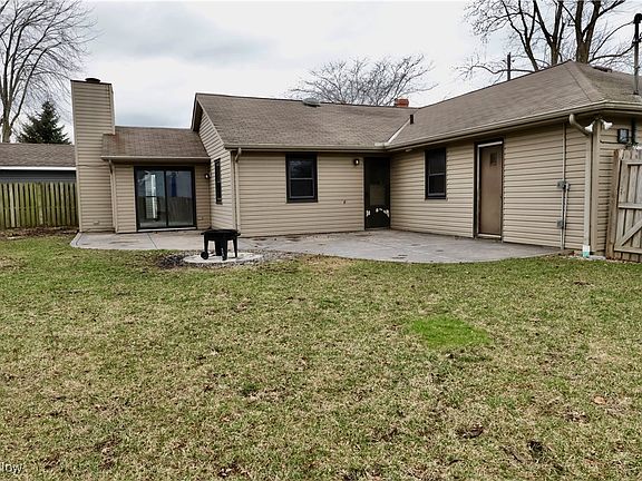4th image of 4440 E Lake Rd
