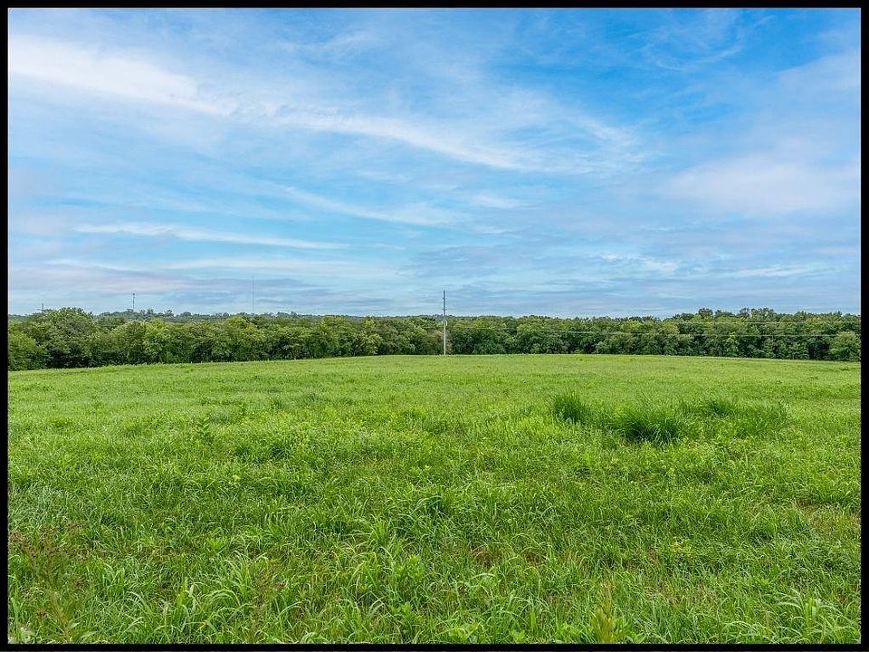 1st image of 115 Knob Noster Rd