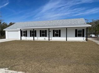 898 Hawks Landing Dr, Waynesville, GA 31566