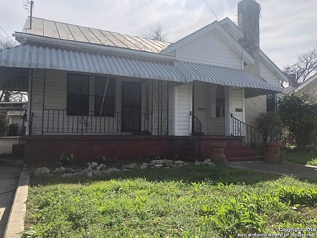 1st image of 2726 E Houston St