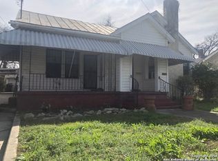 2726 E Houston St, San Antonio, TX 78202