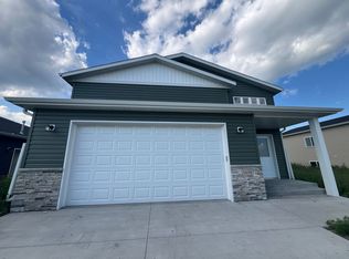 1610 6th Ave NE, Dilworth, MN 56529