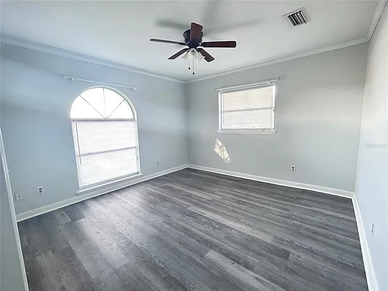 1241 N Lake Elbert Dr NE — Photo 9