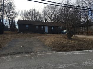 8923 E 79th St, Raytown, MO 64138