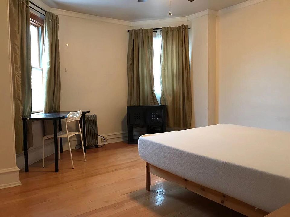 2nd image of 431 S 45th St #3F