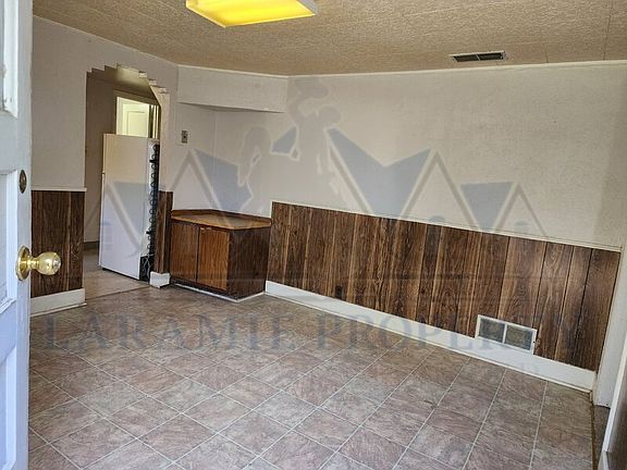 4th image of 358 N 5th St APT B