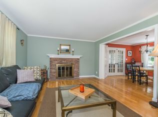 50 Ferncliff Rd, Morris Plains, NJ 07950