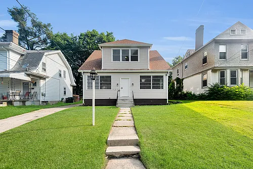 1216 Franklin Ave Photo 1