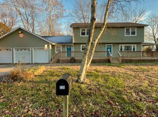 320 Cedar Ave, Colonial Beach, VA 22443