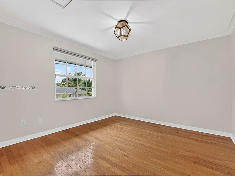 8224 SW 178th Ter — Photo 36