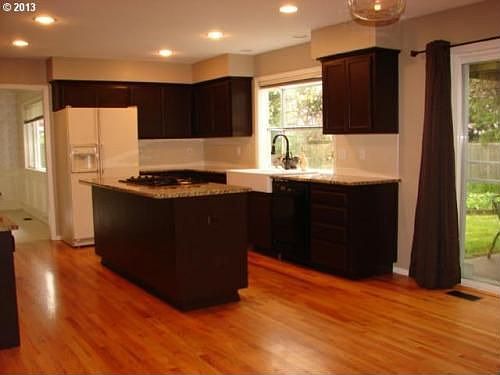3rd image of 17403 SE 32nd St