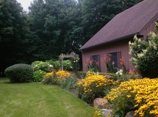 1015 Townsend Rd, Leonard, MI 48367