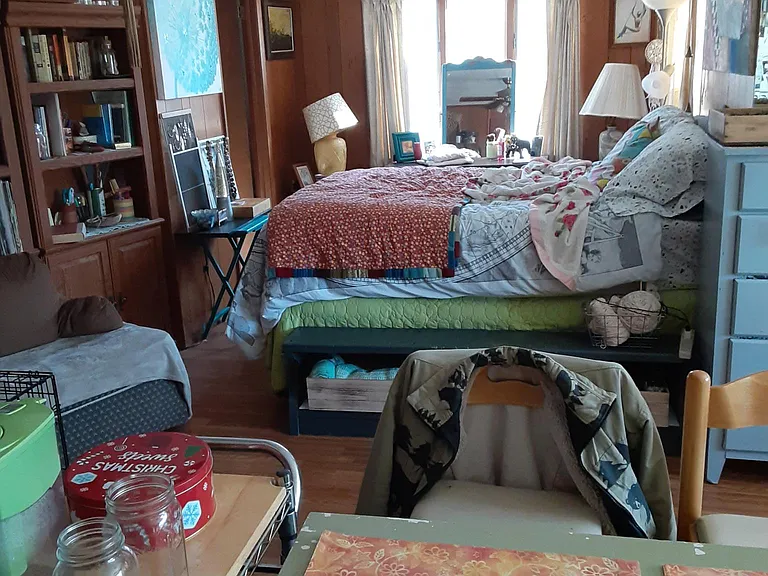 276 Center St #5 — Photo 8