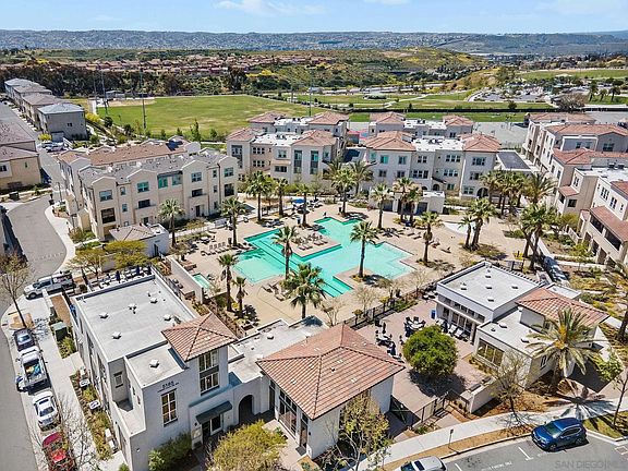 3rd image of 1375 Calle Sandbar Unit 87