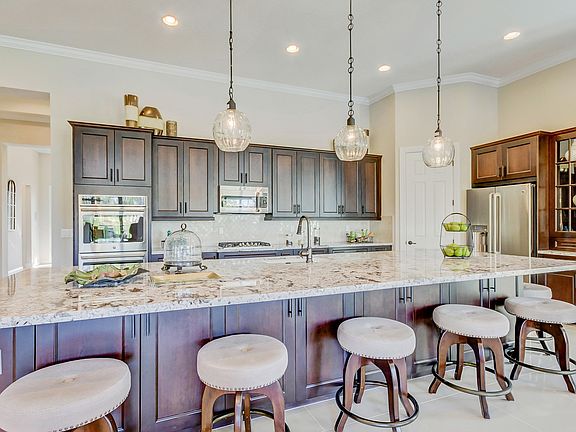 Plenty of cabinet space