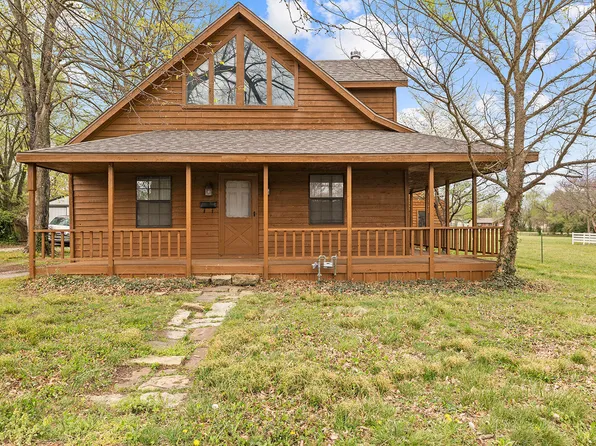 427 N College Avenue, Republic, MO 65738