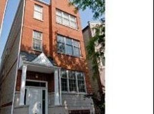 3251 N Racine Ave #1, Chicago, IL 60657