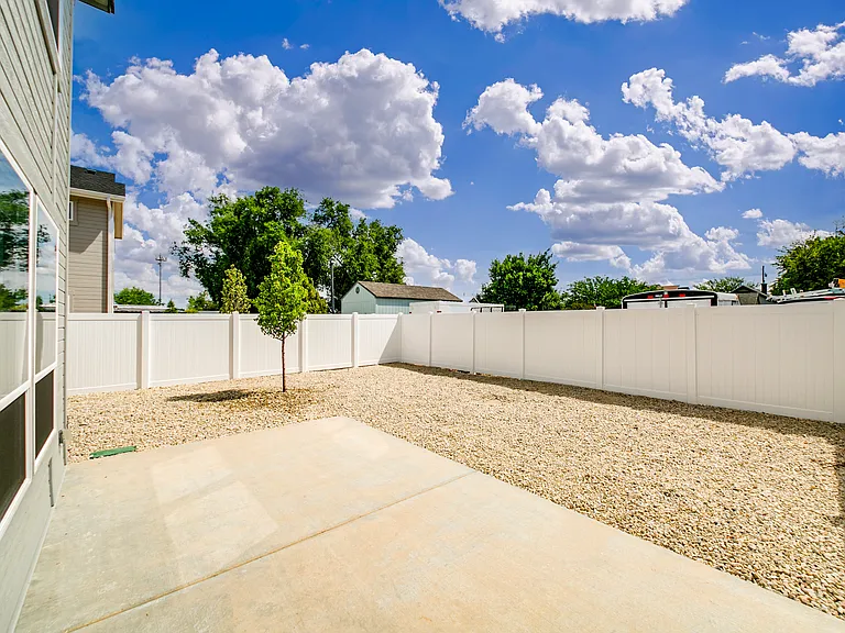 1326 N Meridian Rd — Photo 28