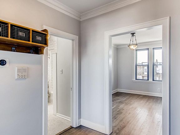 5th image of 3149 W Wellington Ave #4