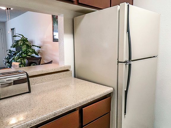 5th image of 6199 E Broadway Blvd #203