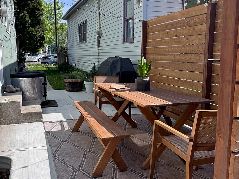 525 Toole Ave #A — Photo 3