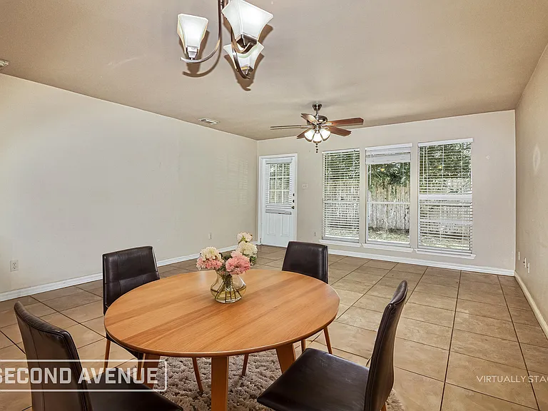 7634 Cedar Brook Dr — Photo 4