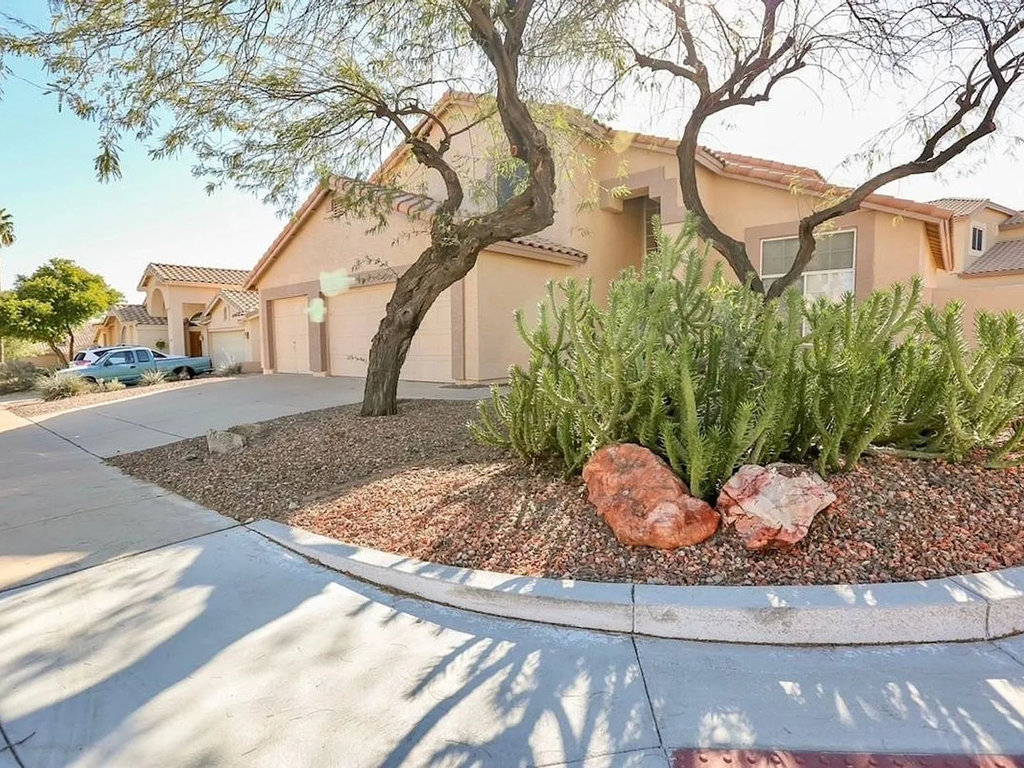 4 Bedrooms 3 Beths 3 Car garage with RV gate on a Large Corner Lot in Ahwatukee — Photo 1