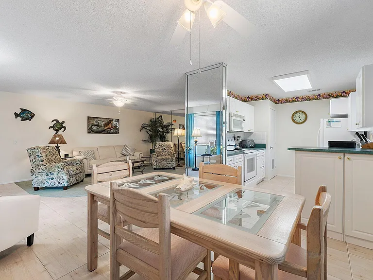14 Lake Vista Trl #101 — Photo 9