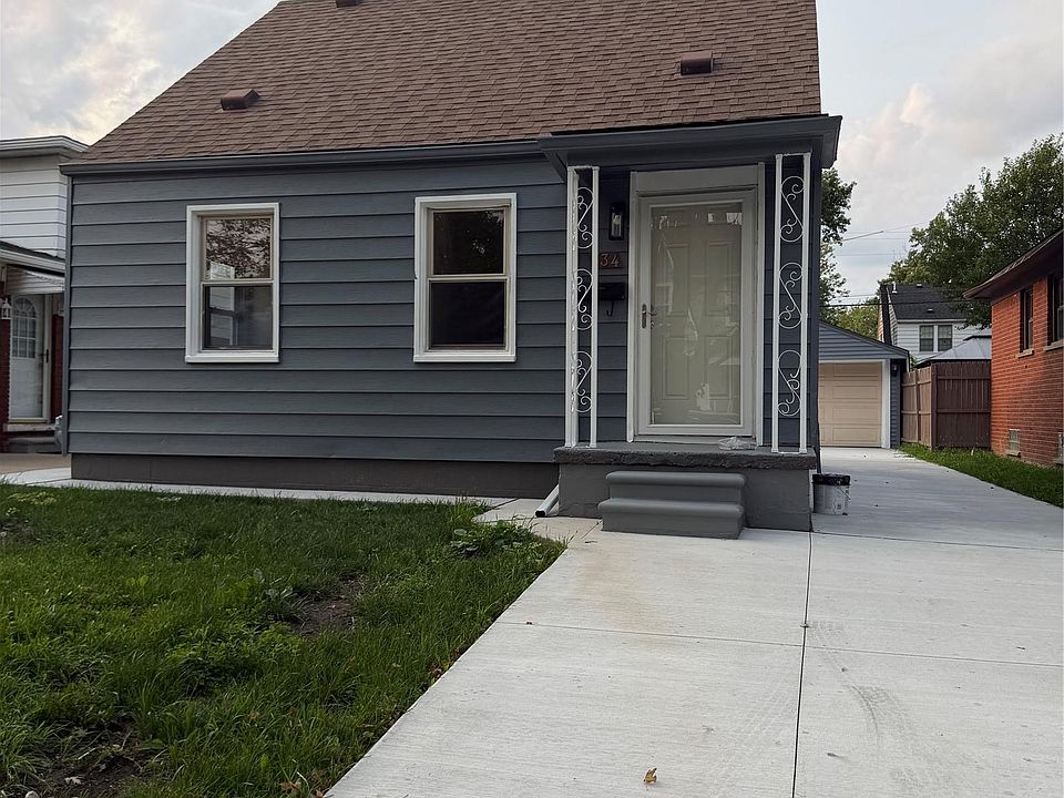 1st image of 734 Highland St