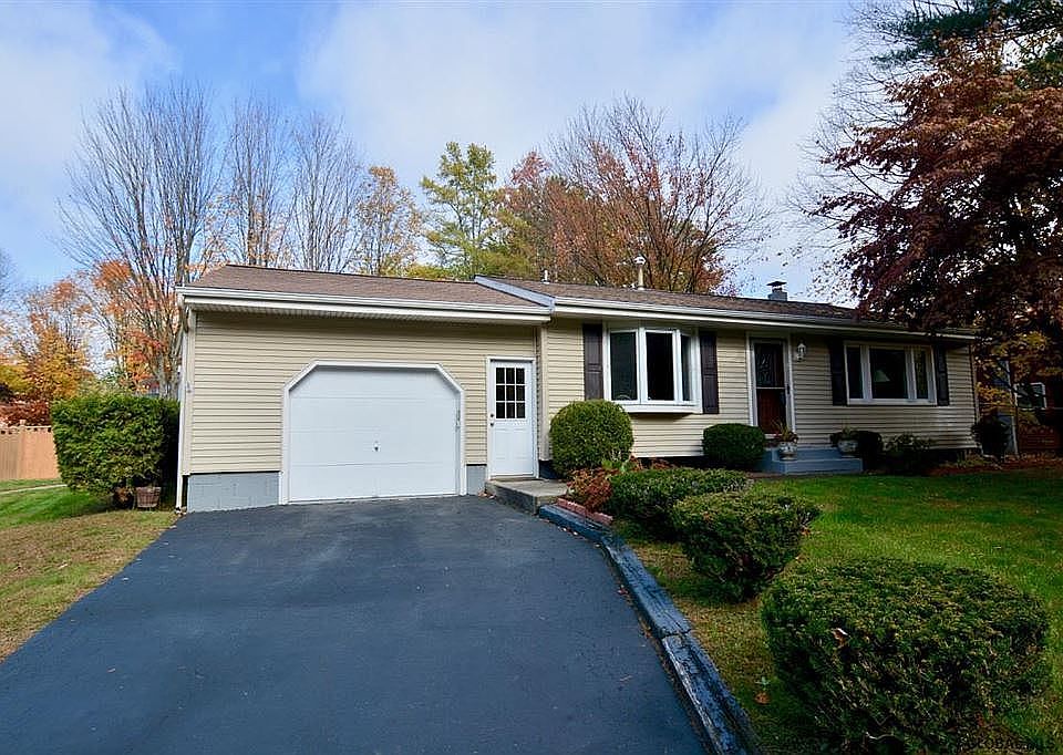 2nd image of 67 Crescent Ave