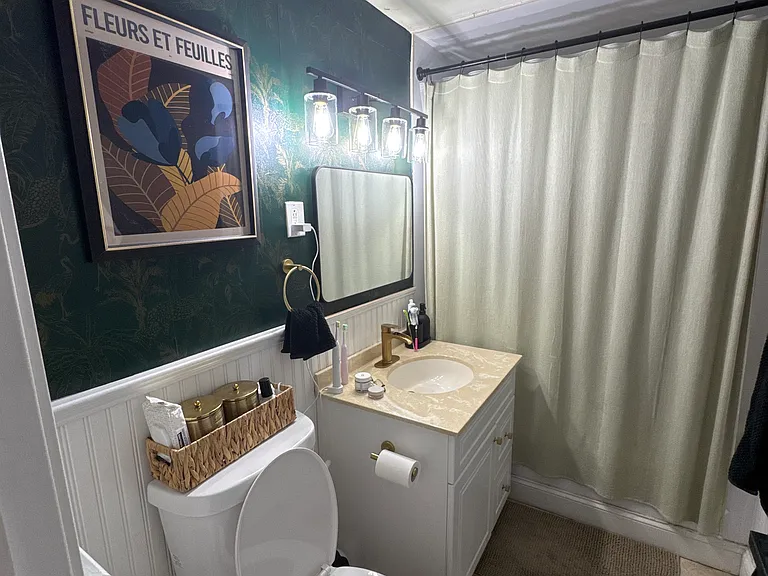 5 Royal Crest Dr #2E — Photo 8