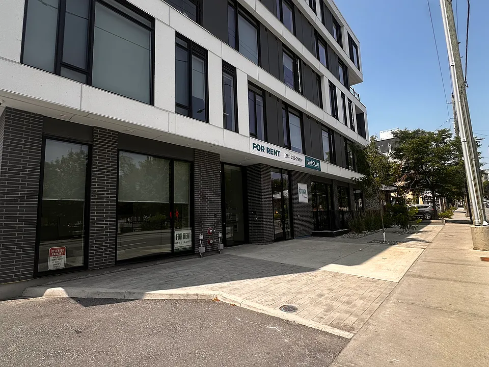 444 Bronson Ave