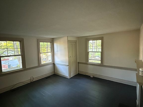 3rd image of 10 Chance Pond Rd #2