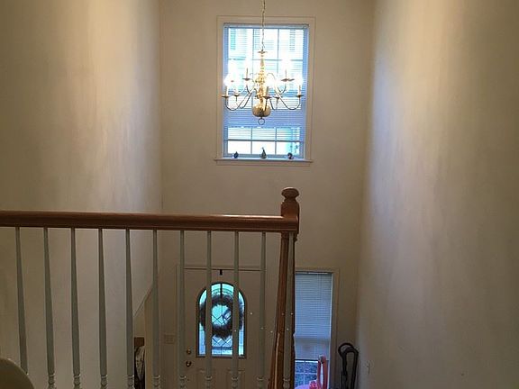 3rd image of 327 Weatherstone Dr