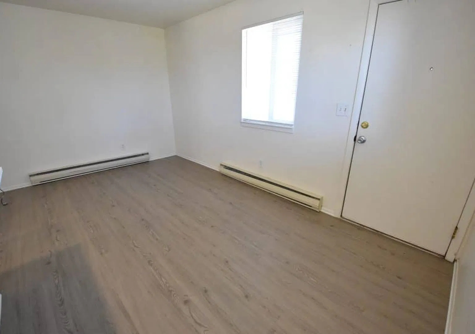Charming 1 bed, 1 bath in six-plex in North Boulder! — Photo 2