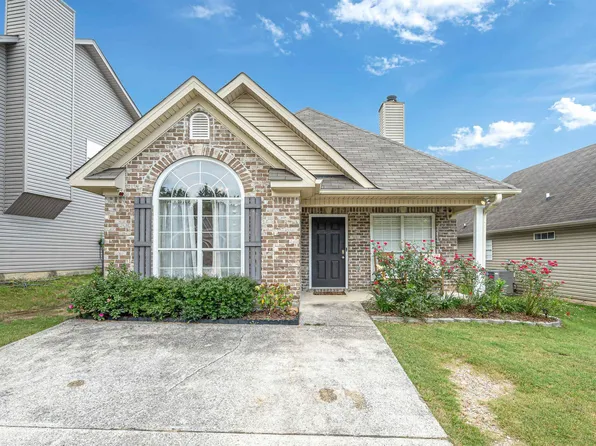 309 Forest Lakes Dr, Sterrett, AL 35147