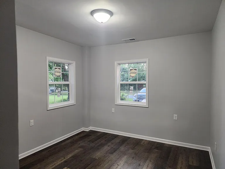 307 High St — Photo 8