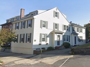 19 Essex St APT 2, Beverly, MA 01915
