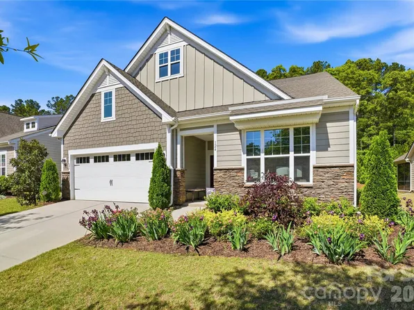 124 Van Gogh Trl, Mount Holly, NC 28120