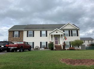 8717 Lancaster Gate Rd, Fredericksburg, VA 22408