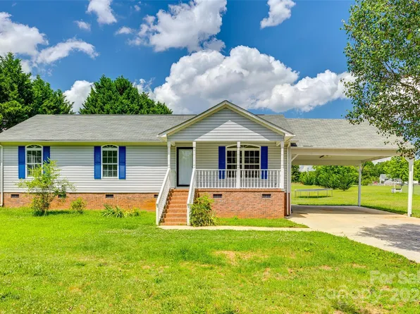 223 Covey Ct, York, SC 29745