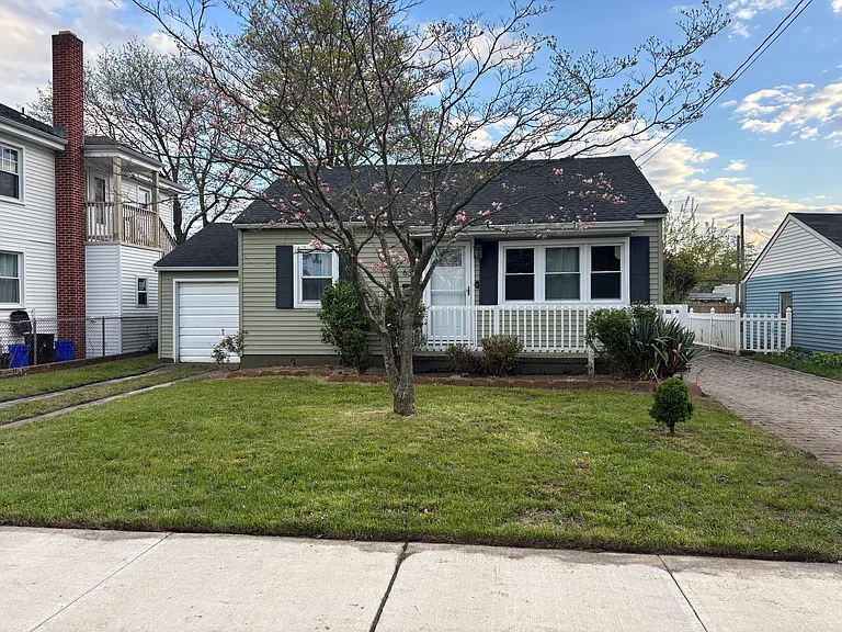 63 E Decatur Ave — Photo 1